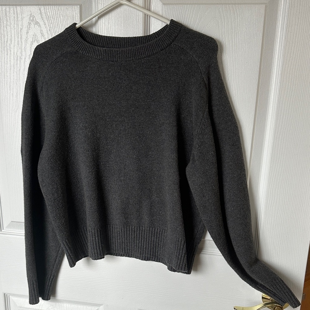 Banana Republic Charcoal Crew Neck Sweater
